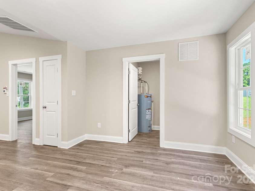 1234 Goodnight Lane, Kannapolis, NC 28081.  MLS# CAR4272946, YatesRealty ID 23003. 