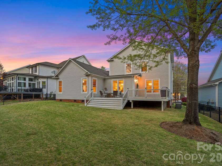5595 Morris Hunt Drive, Fort Mill, SC 29708.  MLS# CAR4359670, YatesRealty ID 23004. Private fenced backyard