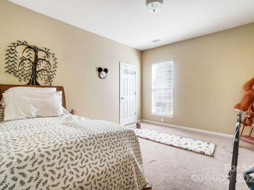 2221 Hartwell Lane, Fort Mill, SC 29707.  MLS# CAR4203000, YatesRealty ID 23005. 