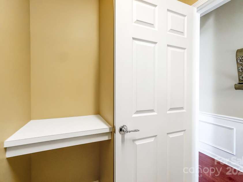 2221 Hartwell Lane, Fort Mill, SC 29707.  MLS# CAR4203000, YatesRealty ID 23005. 