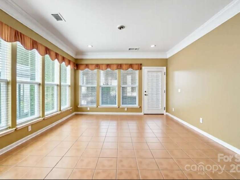 2221 Hartwell Lane, Fort Mill, SC 29707.  MLS# CAR4203000, YatesRealty ID 23005. 