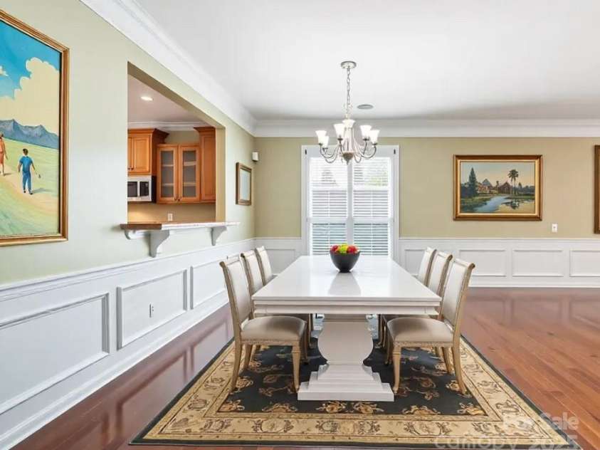 2221 Hartwell Lane, Fort Mill, SC 29707.  MLS# CAR4203000, YatesRealty ID 23005. Virtually Stage Dining