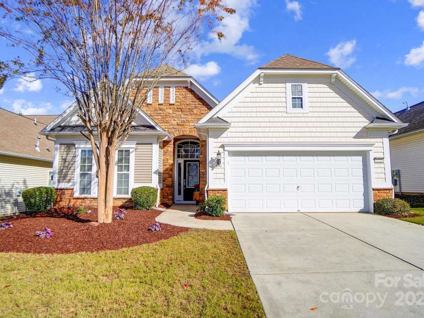 2221 Hartwell Lane, Fort Mill, SC 29707.  MLS# CAR4298530, YatesRealty ID 23005. 