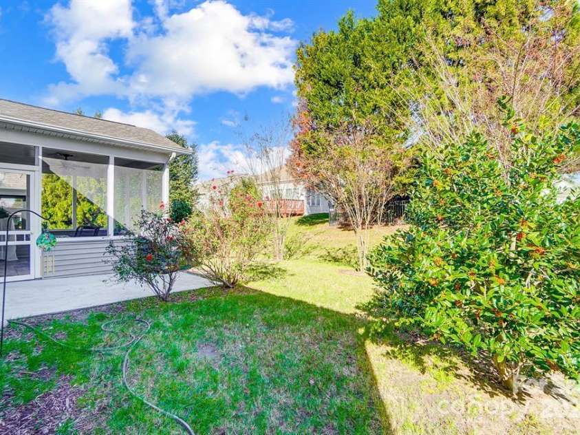 2221 Hartwell Lane, Fort Mill, SC 29707.  MLS# CAR4298530, YatesRealty ID 23005. 