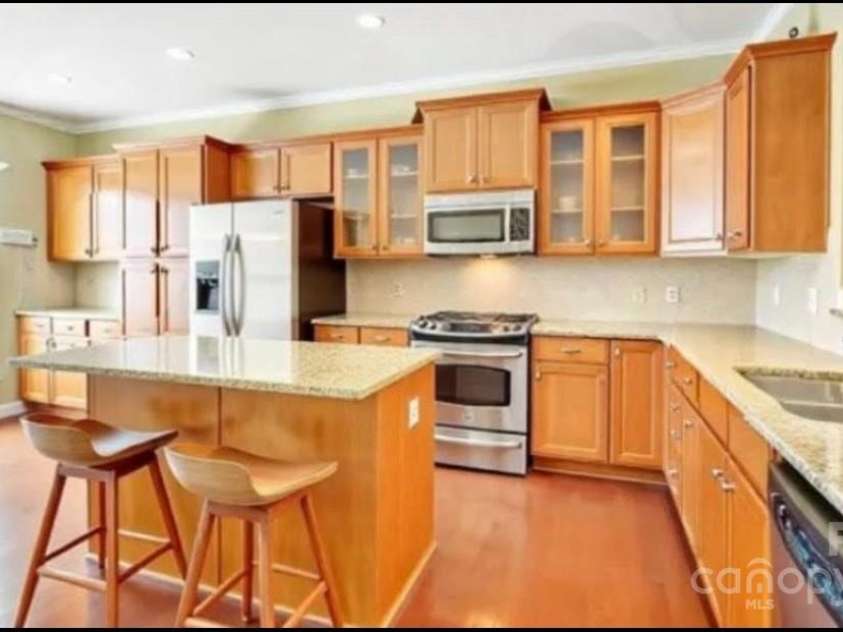 2221 Hartwell Lane, Fort Mill, SC 29707.  MLS# CAR4298530, YatesRealty ID 23005. 