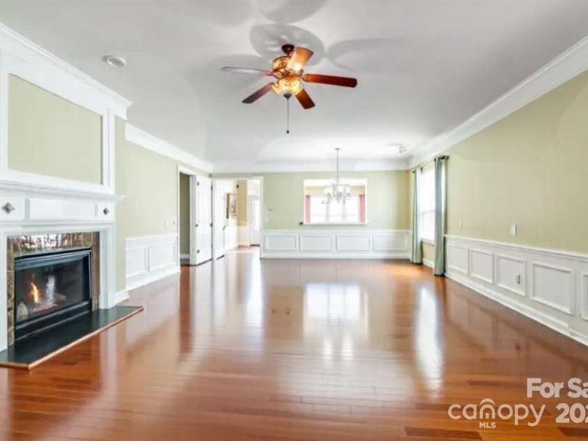 2221 Hartwell Lane, Fort Mill, SC 29707.  MLS# CAR4298530, YatesRealty ID 23005. 