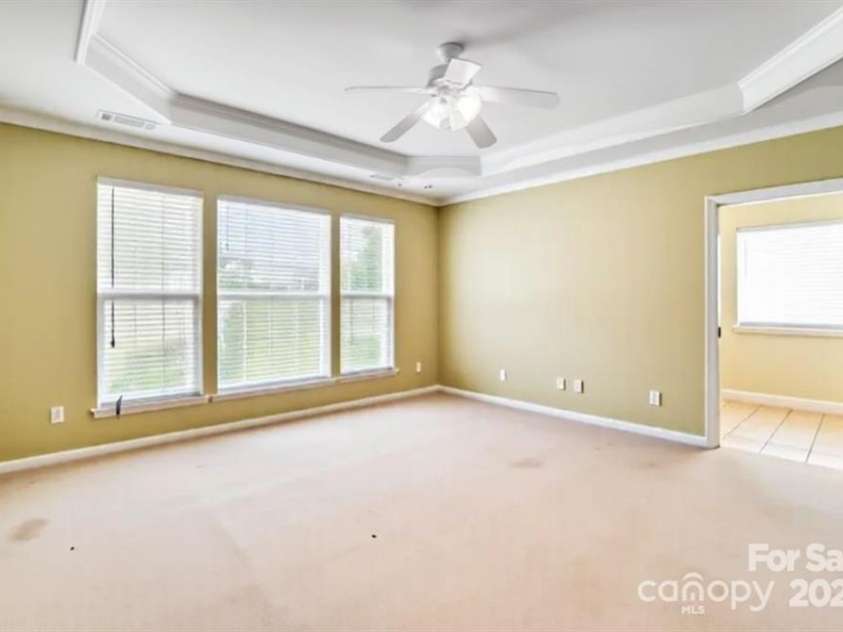 2221 Hartwell Lane, Fort Mill, SC 29707.  MLS# CAR4298530, YatesRealty ID 23005. 