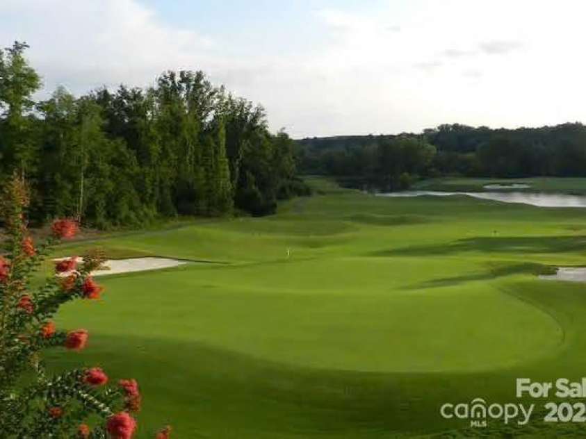 2221 Hartwell Lane, Fort Mill, SC 29707.  MLS# CAR4298530, YatesRealty ID 23005. 