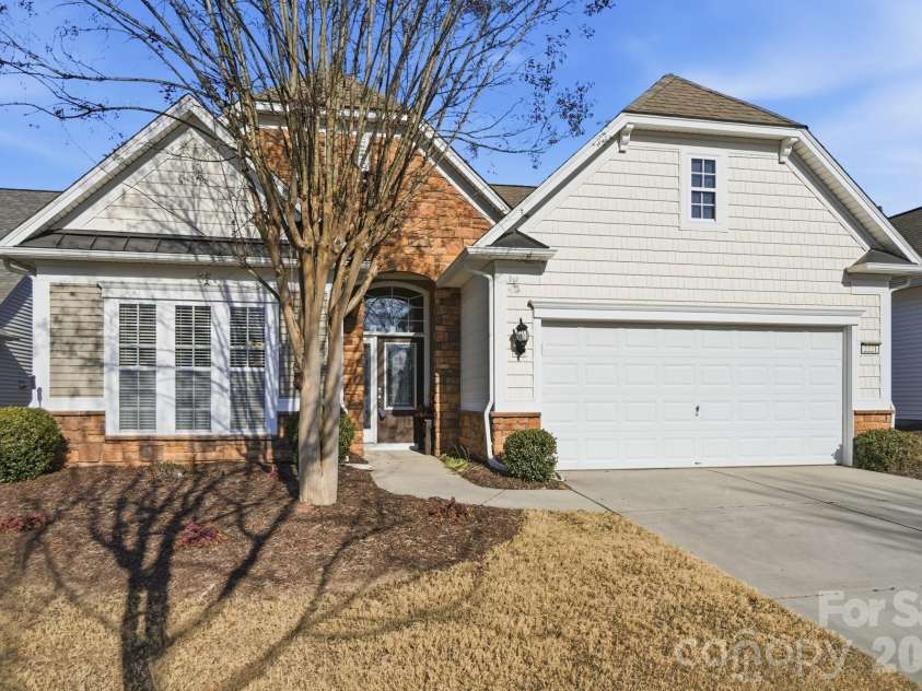 2221 Hartwell Lane, Fort Mill, SC 29707.  MLS# CAR4298530, YatesRealty ID 23005. 