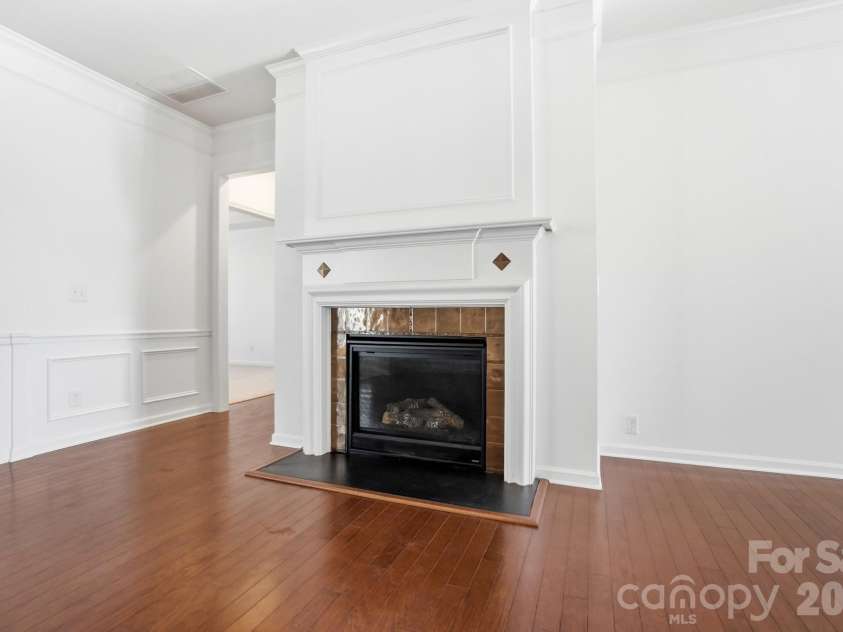 2221 Hartwell Lane, Fort Mill, SC 29707.  MLS# CAR4298530, YatesRealty ID 23005. 