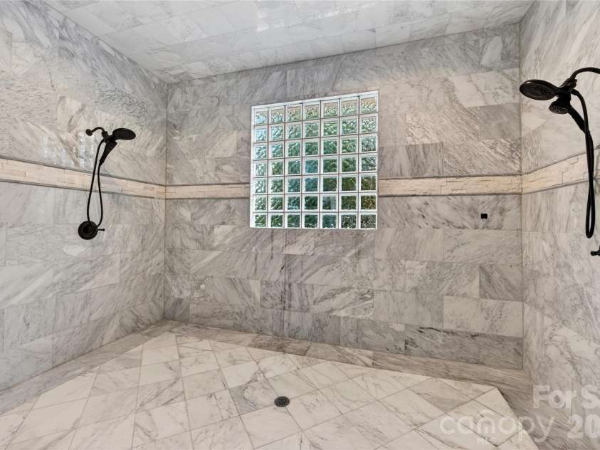 4511 Howey Farms Drive, Waxhaw, NC 28173.  MLS# CAR4379363, YatesRealty ID 23006. 