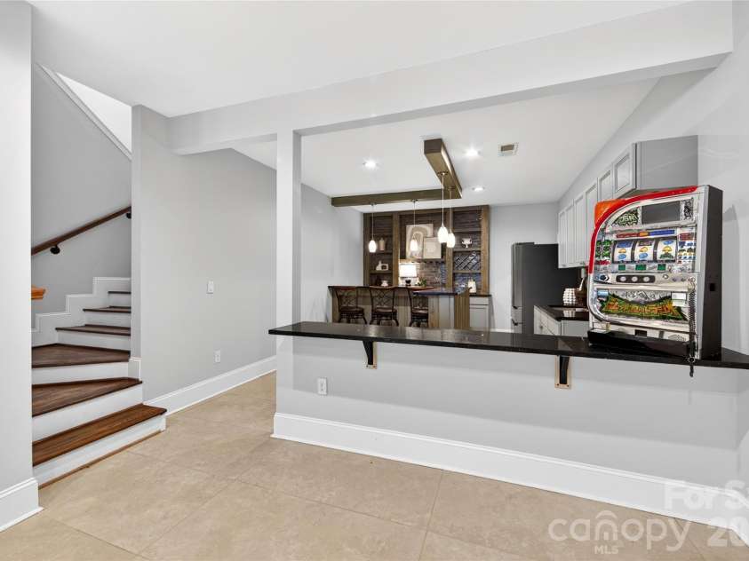 4511 Howey Farms Drive, Waxhaw, NC 28173.  MLS# CAR4379363, YatesRealty ID 23006. 