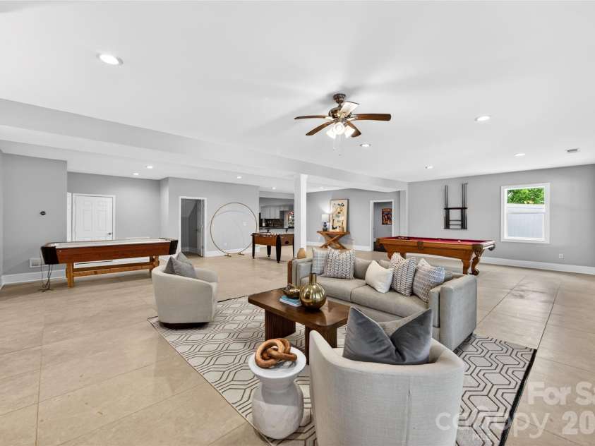 4511 Howey Farms Drive, Waxhaw, NC 28173.  MLS# CAR4379363, YatesRealty ID 23006. 