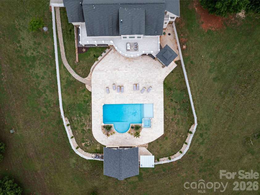 4511 Howey Farms Drive, Waxhaw, NC 28173.  MLS# CAR4379363, YatesRealty ID 23006. 