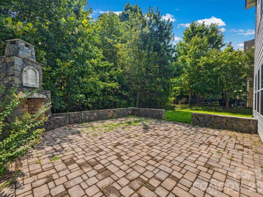 2166 Bluebell Way, Tega Cay, SC 29708.  MLS# CAR4417918, YatesRealty ID 23007. 