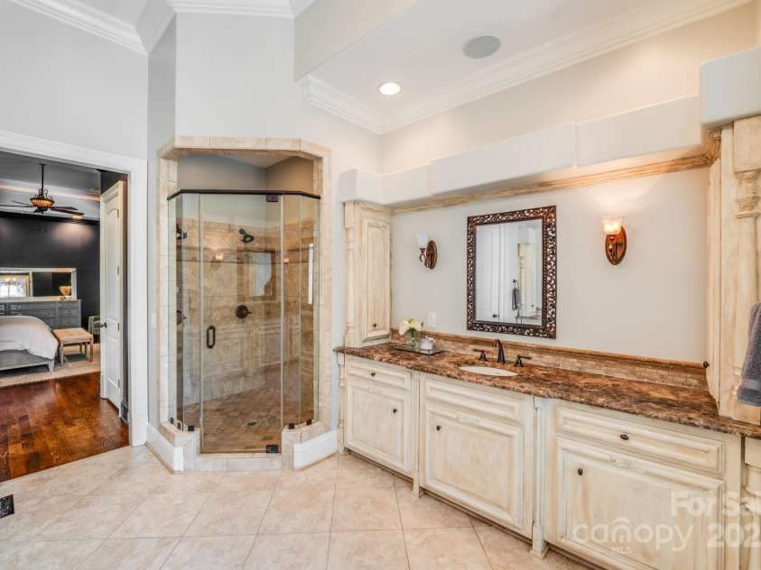 600 Beauhaven Lane, Waxhaw, NC 28173.  MLS# CAR4274733, YatesRealty ID 23007. 