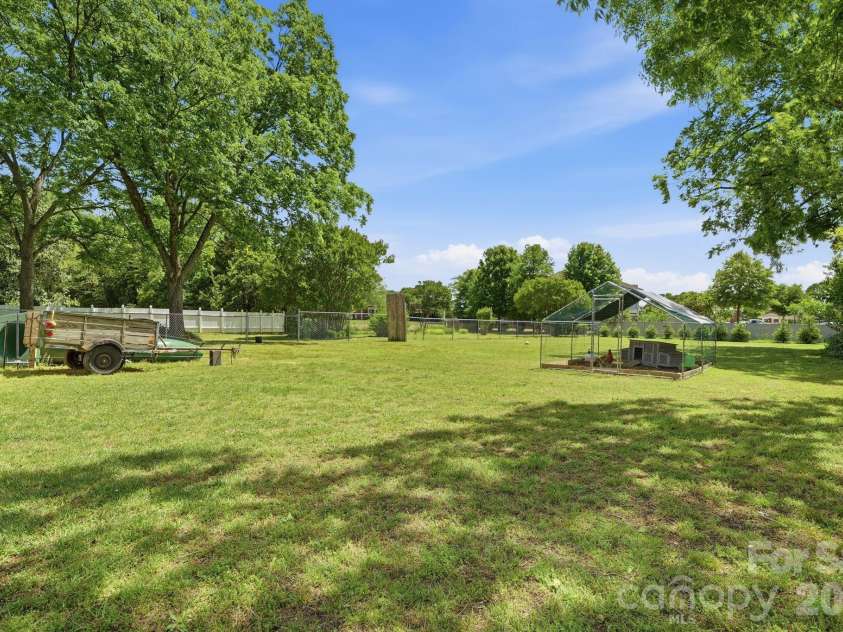 116 Marion Street, Clover, SC 29710.  MLS# CAR4380393, YatesRealty ID 23009. 