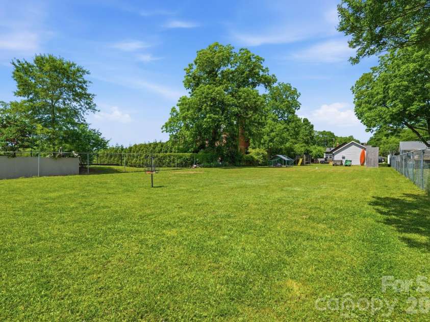 116 Marion Street, Clover, SC 29710.  MLS# CAR4380393, YatesRealty ID 23009. 
