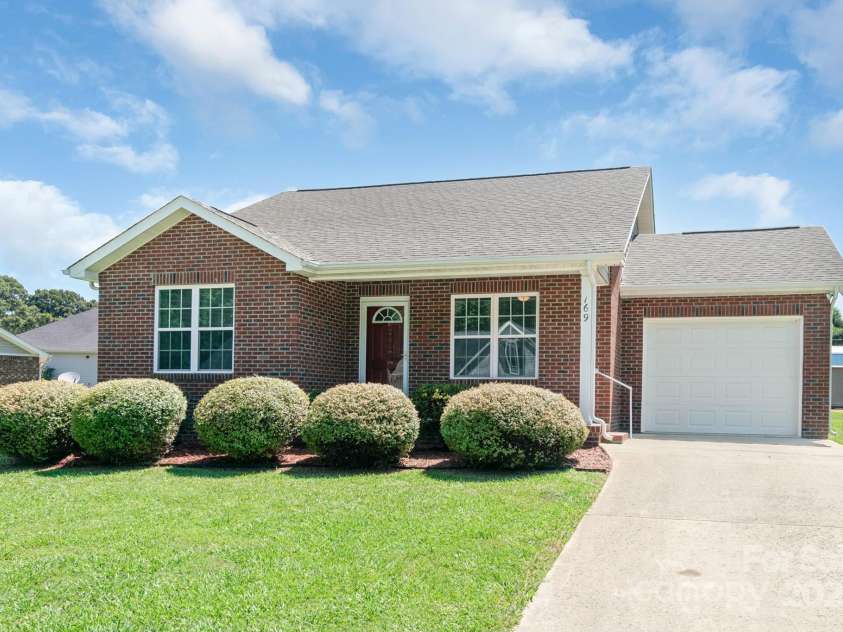 169 Abigail Lane, Locust, NC 28097.  MLS# CAR4327709, YatesRealty ID 2301. 
