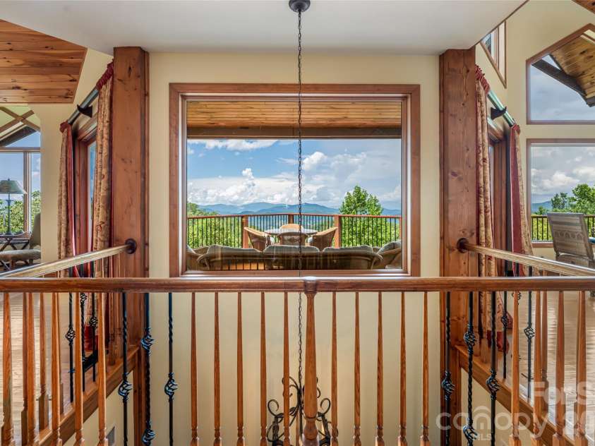 2280 Mountain Air Drive, Burnsville, NC 28714.  MLS# CAR4275710, YatesRealty ID 2301. 