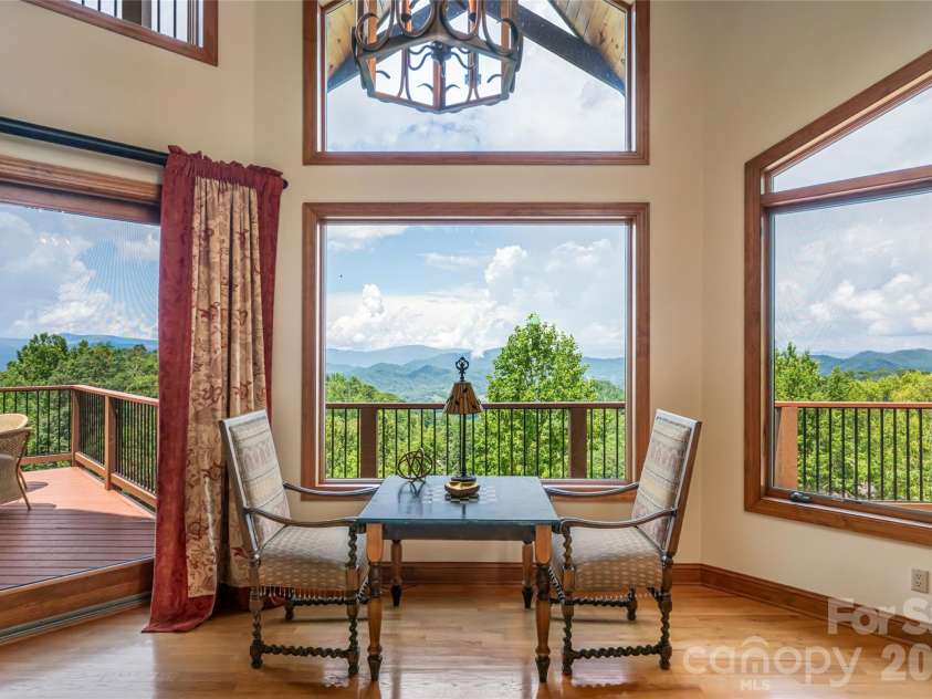 2280 Mountain Air Drive, Burnsville, NC 28714.  MLS# CAR4275710, YatesRealty ID 2301. 