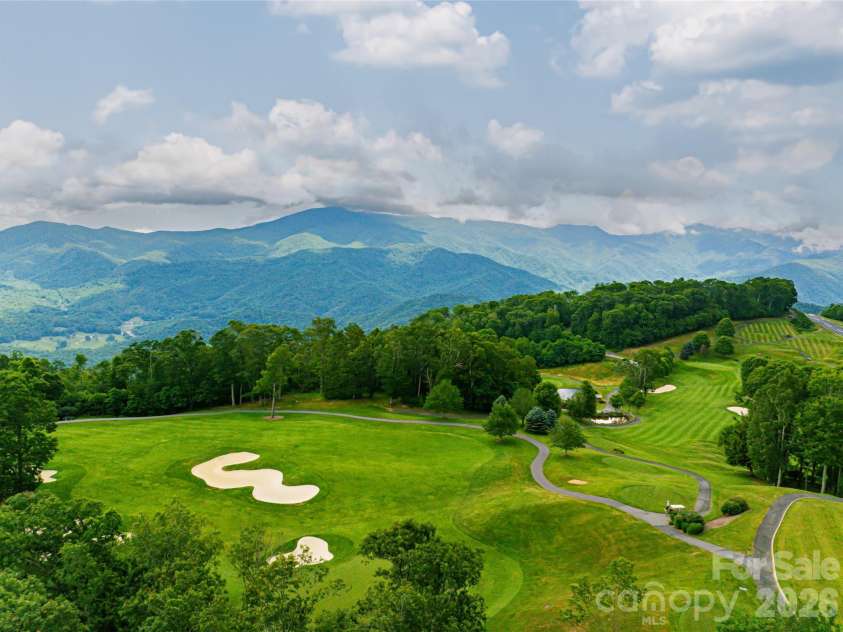 2280 Mountain Air Drive, Burnsville, NC 28714.  MLS# CAR4275710, YatesRealty ID 2301. 