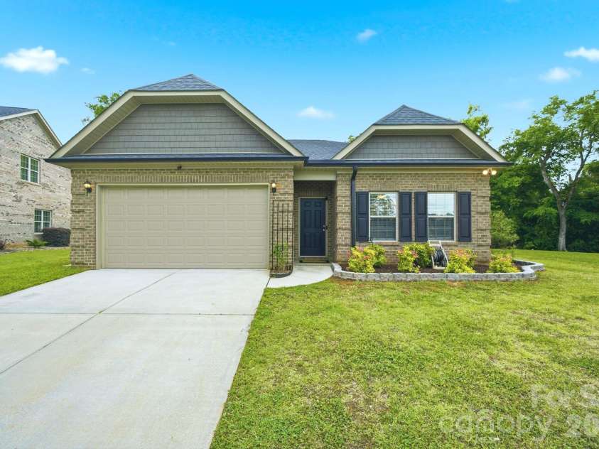 5396 Roberta Meadows Court, Concord, NC 28027.  MLS# CAR4380314, YatesRealty ID 23010. 