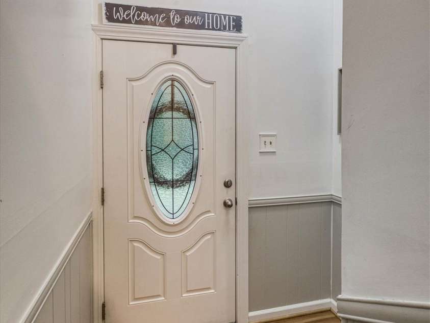 3452 Tranquil Hills Drive, Lenoir, NC 28645.  MLS# CAR4264787, YatesRealty ID 23011. Front door entry way