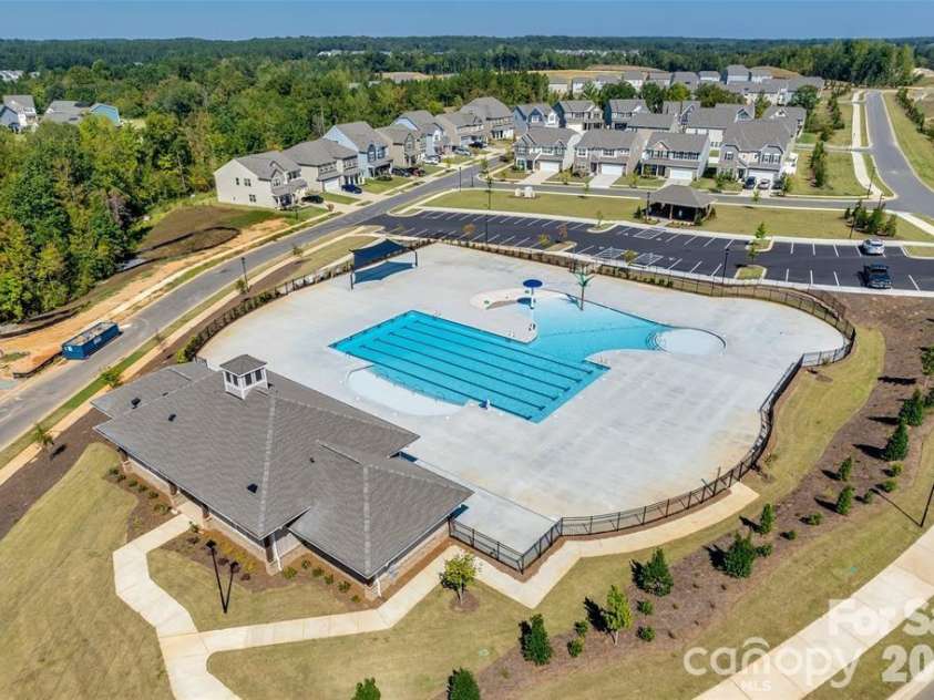 5020 Fenwick Court, Lancaster, SC 29720.  MLS# CAR4350576, YatesRealty ID 23013. 