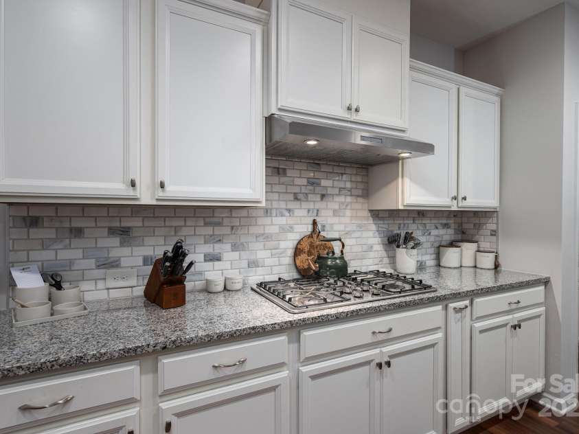 658 Gardenbrook Trail, Belmont, NC 28012.  MLS# CAR4273512, YatesRealty ID 23013. 