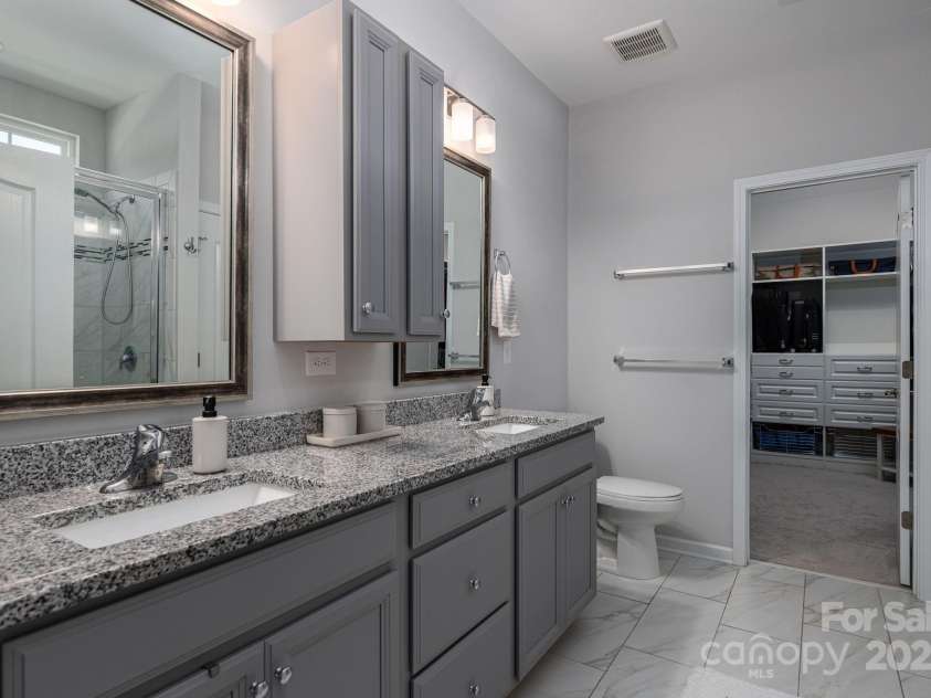 658 Gardenbrook Trail, Belmont, NC 28012.  MLS# CAR4273512, YatesRealty ID 23013. 