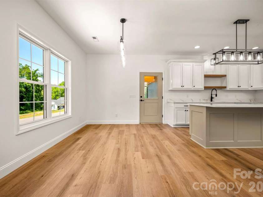 210 Westwood Drive, Forest City, NC 28043.  MLS# CAR4381670, YatesRealty ID 23015. Dining Area