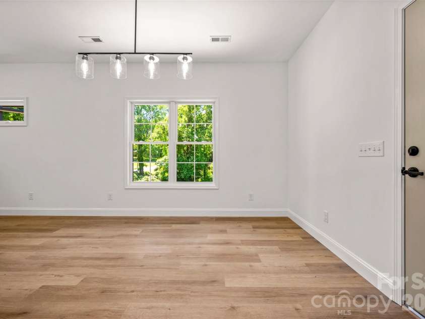 210 Westwood Drive, Forest City, NC 28043.  MLS# CAR4381670, YatesRealty ID 23015. Dining Area