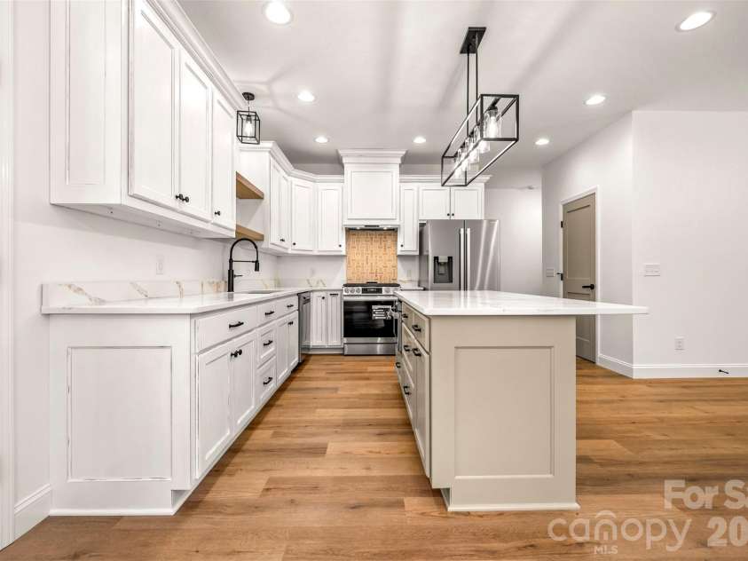 210 Westwood Drive, Forest City, NC 28043.  MLS# CAR4381670, YatesRealty ID 23015. Kitchen