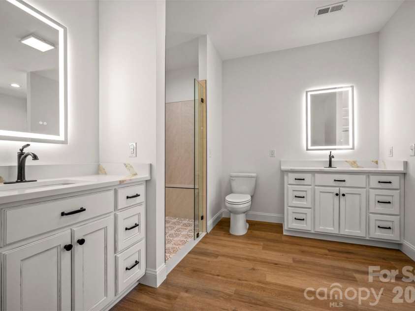 210 Westwood Drive, Forest City, NC 28043.  MLS# CAR4381670, YatesRealty ID 23015. Primary Ensuite