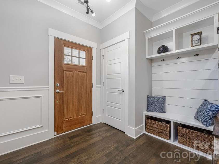 2311 Marlowe Avenue, Charlotte, NC 28208.  MLS# CAR4382270, YatesRealty ID 23016. 
