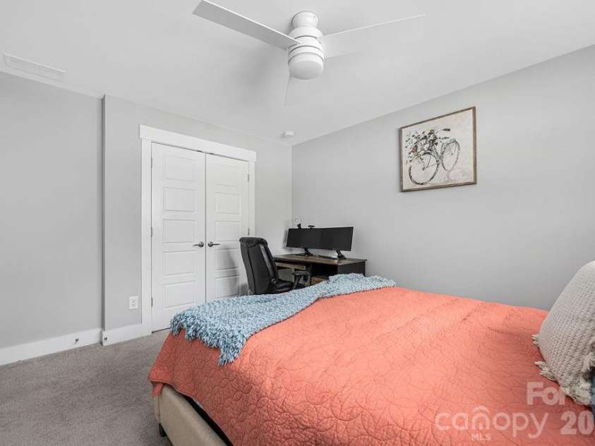 2311 Marlowe Avenue, Charlotte, NC 28208.  MLS# CAR4382270, YatesRealty ID 23016. 
