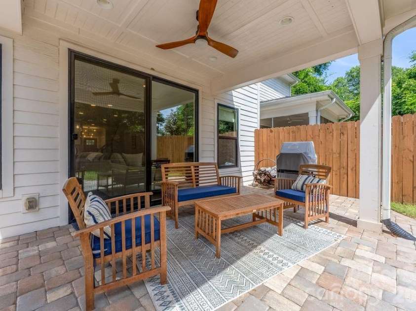 2311 Marlowe Avenue, Charlotte, NC 28208.  MLS# CAR4382270, YatesRealty ID 23016. 