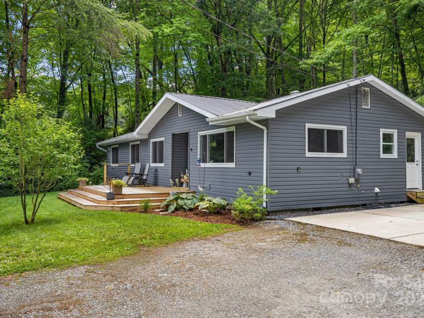 487 Duncan Creek Road, Fletcher, NC 28732.  MLS# CAR4269119, YatesRealty ID 23016. Deck & Side Access
