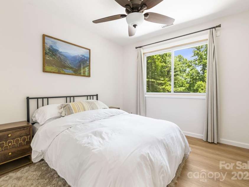 487 Duncan Creek Road, Fletcher, NC 28732.  MLS# CAR4269119, YatesRealty ID 23016. Flexible Space for Bedroom or Office