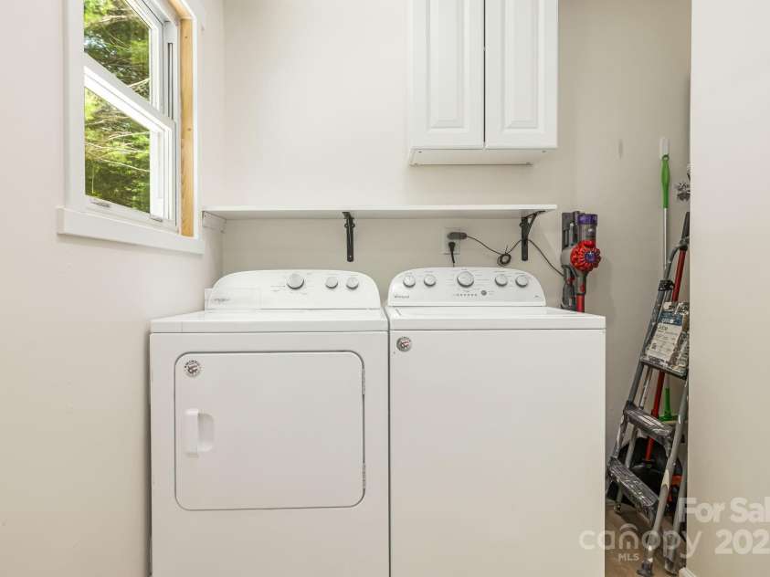 487 Duncan Creek Road, Fletcher, NC 28732.  MLS# CAR4269119, YatesRealty ID 23016. Laundry/Utility Area