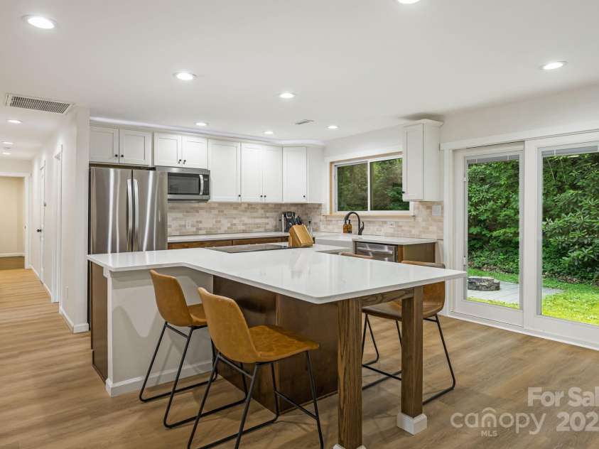 487 Duncan Creek Road, Fletcher, NC 28732.  MLS# CAR4269119, YatesRealty ID 23016. Sun-Filled Living Space with Recessed Lighting