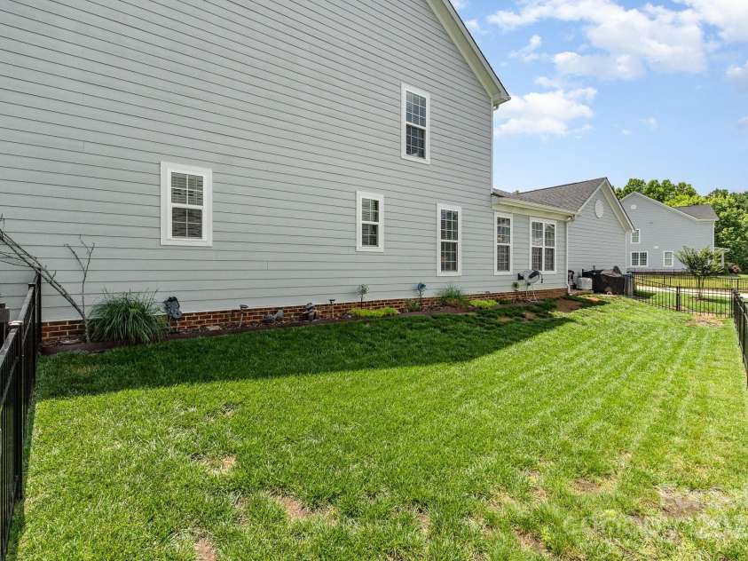 6029 Phyliss Lane, Mint Hill, NC 28227.  MLS# CAR4270739, YatesRealty ID 23017. 