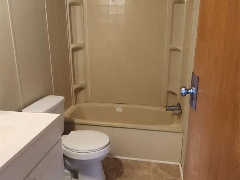 67 Brown Lynch Road, Candler, NC 28715.  MLS# CAR4270634, YatesRealty ID 23018. Bathroom 2