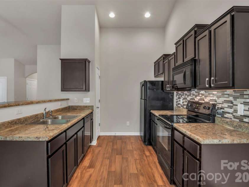 1314 Doby Springs Drive, Charlotte, NC 28262.  MLS# CAR4376833, YatesRealty ID 23019. 