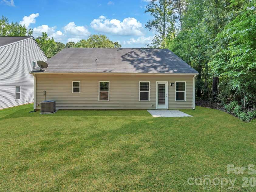 1314 Doby Springs Drive, Charlotte, NC 28262.  MLS# CAR4376833, YatesRealty ID 23019. 
