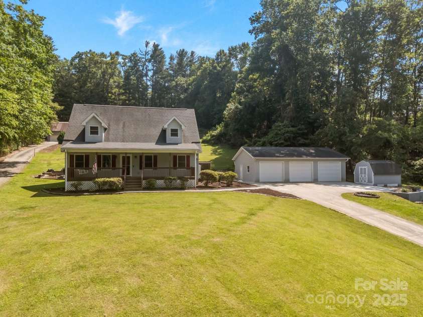 449 Concord Road, Fletcher, NC 28732.  MLS# CAR4266899, YatesRealty ID 23019. 