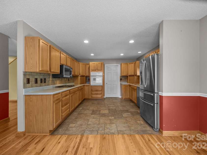 449 Concord Road, Fletcher, NC 28732.  MLS# CAR4266899, YatesRealty ID 23019. 