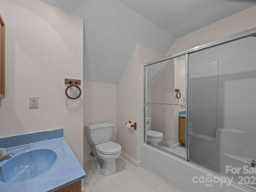 449 Concord Road, Fletcher, NC 28732.  MLS# CAR4266899, YatesRealty ID 23019. 