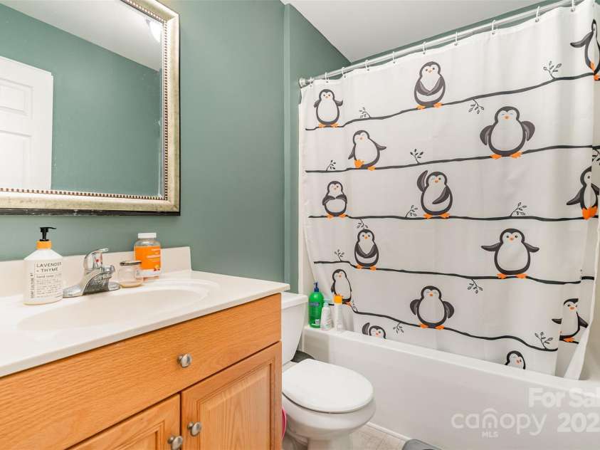 605 Beavers Cove Lane, Concord, NC 28027.  MLS# CAR4314369, YatesRealty ID 2302. 